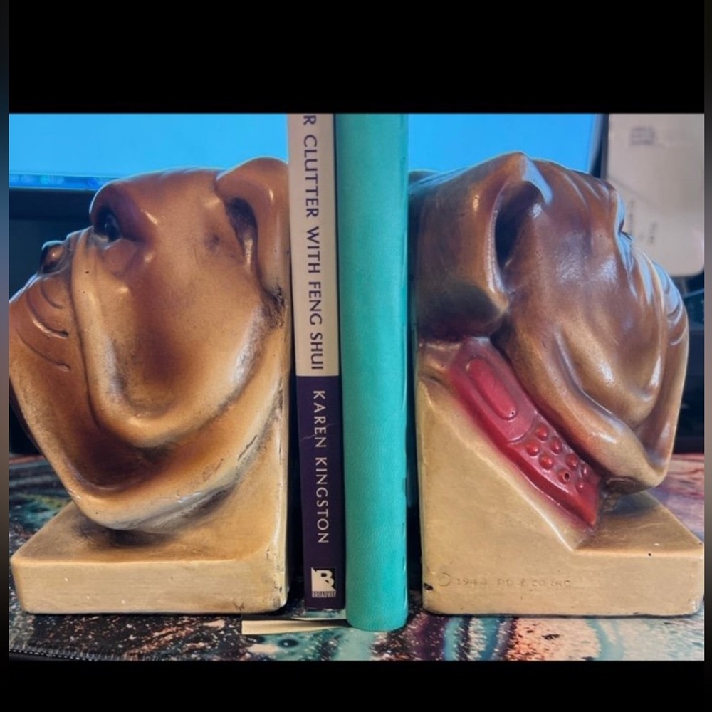 1944 VINTAGE CHALK WARE BULLDOG BOOKENDS - Picture 4 of 6